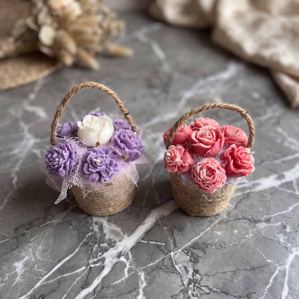 Blooming Candle Bouquet 🌸